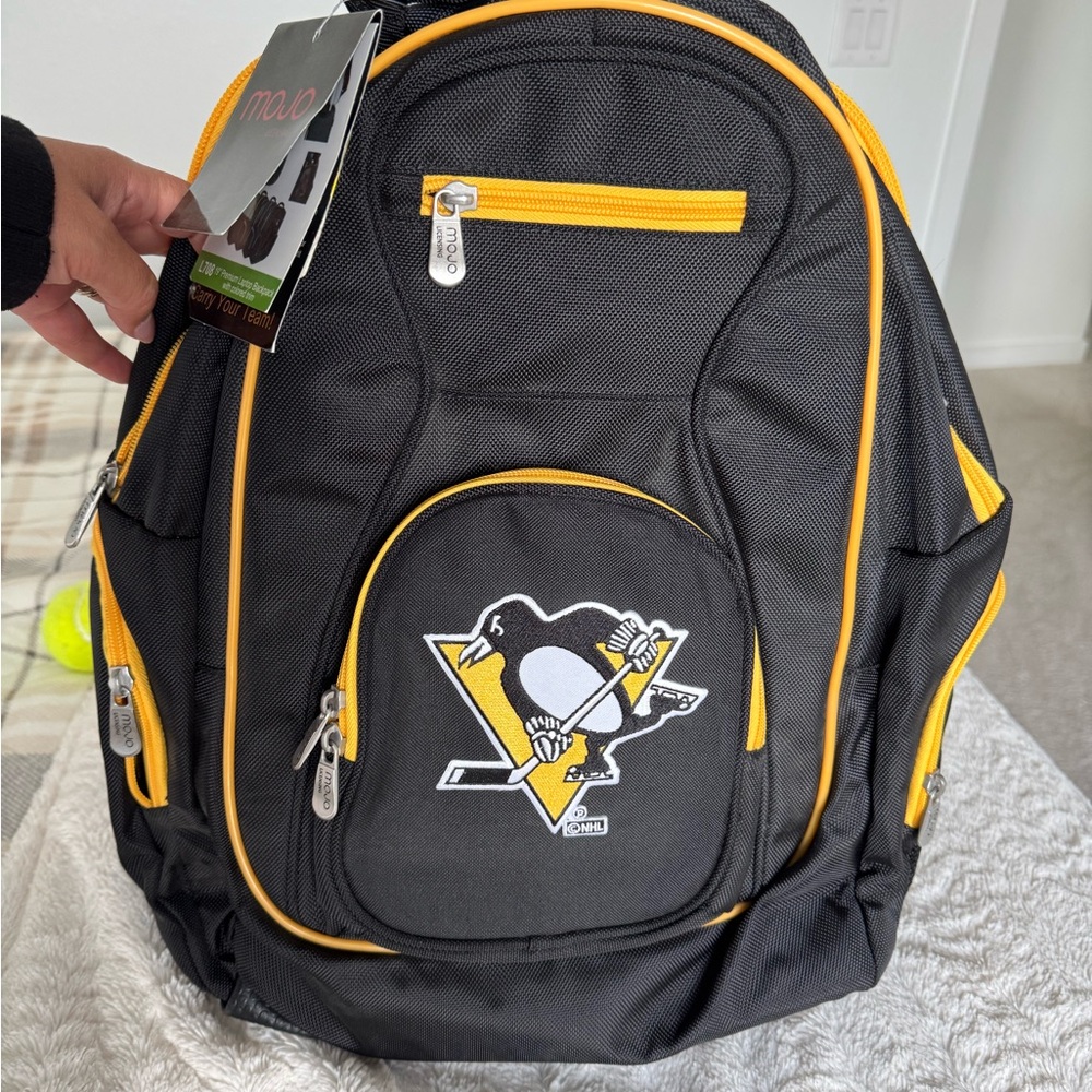 Pittsburgh Penguins 6-Pocket Premium Laptop Backpack